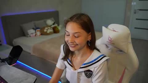 Snapshot of sofimeow chatting on November 12, 6:52 pm SofiMeow online show from November 12, 6:52 pm