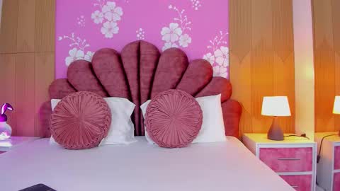 Snapshot of sofimiller02 chatting on October 12, 1:54 pm Sofi Miller online show from October 12, 1:54 pm