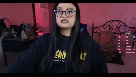 Demi Sofia online show from March 3, 8:48 pm