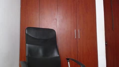 Snapshot of soft_fetish chatting on February 28, 11:12 pm Camila M online show from February 28, 11:12 pm