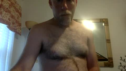 Snapshot of softball8888 chatting on July 16, 1:28 pm softball8888 online show from July 16, 1:28 pm