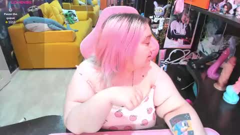 Sofie online show from June 19, 2:38 am