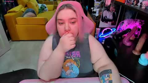 Sofie online show from June 23, 3:04 am
