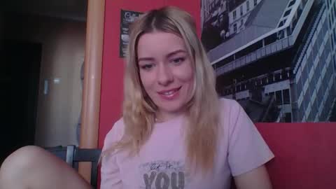 Snapshot of softy_aura chatting on May 29, 1:20 pm softy_aura online show from May 29, 1:20 pm
