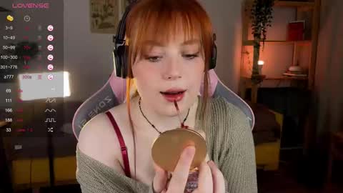 Snapshot of sofy_benson chatting on January 11, 1:38 pm Sofy online show from January 11, 1:38 pm