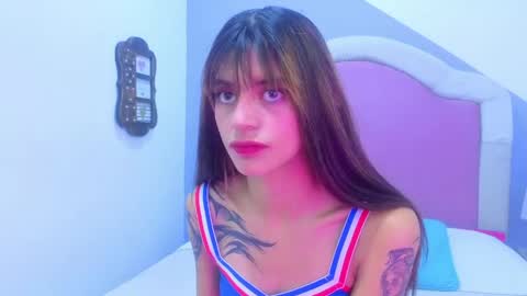 sofy_durand online show from April 18, 11:58 am