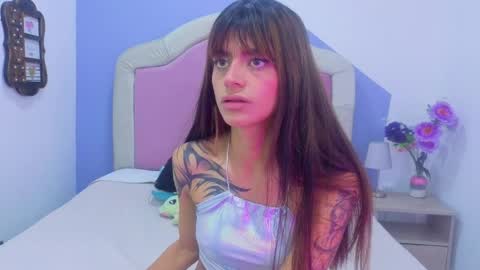 sofy_durand online show from April 22, 12:07 pm