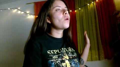 Snapshot of soka_lovers_04_ chatting on December 14, 2:12 am Sofia online show from December 14, 2:12 am