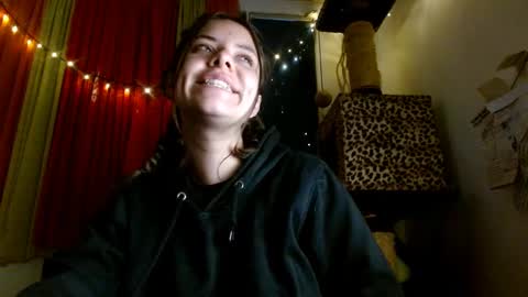 Snapshot of soka_lovers_04_ chatting on December 28, 8:48 am Sofia online show from December 28, 8:48 am