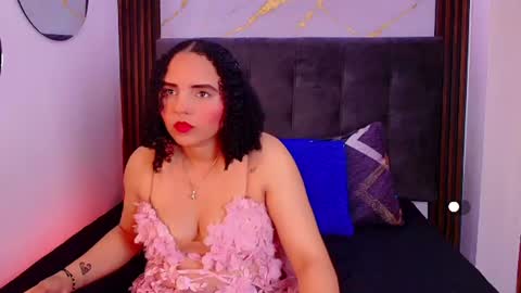 Snapshot of sol__latina chatting on June 20, 3:31 am Sol Latiana online show from June 20, 3:31 am