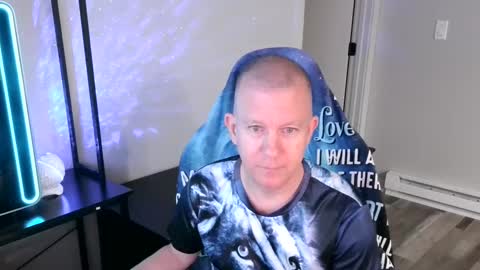 Snapshot of solarlunar1 chatting on September 16, 8:43 pm just ask online show from September 16, 8:43 pm