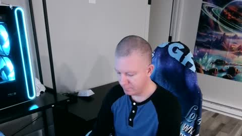 Snapshot of solarlunar1 chatting on October 4, 4:05 pm just ask online show from October 4, 4:05 pm