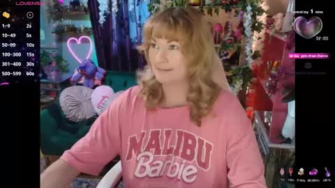 Snapshot of solesticia chatting on November 3, 3:13 pm solesticia online show from November 3, 3:13 pm