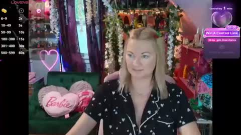 solesticia online show from July 27, 7:10 pm
