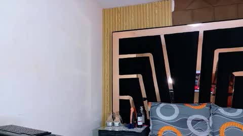 Sol Evans online show from October 1, 1:39 pm