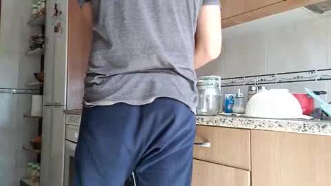 solo4u2 online show from March 31, 10:04 am