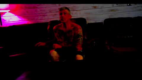 Snapshot of solodolo2020 chatting on February 14, 2:52 am I love watching beautiful women play with themselves online show from February 14, 2:52 am