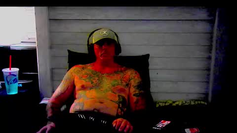 Snapshot of solodolo2020 chatting on March 7, 4:09 am I love watching beautiful women play with themselves online show from March 7, 4:09 am