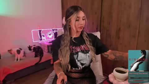 Snapshot of solosara8 chatting on April 2, 3:59 am saraIG Solosara8 online show from April 2, 3:59 am