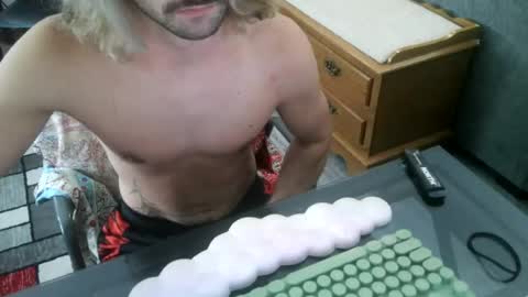 somerandom1109 online show from August 6, 4:09 pm