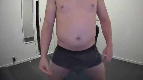 Snapshot of somethingsexysam chatting on February 16, 12:32 pm Edging Sam JOI online show from February 16, 12:32 pm