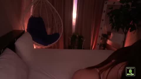 Snapshot of sonalegend_ chatting on June 11, 5:00 pm My name isSonya online show from June 11, 5:00 pm