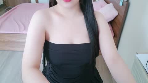 Snapshot of sonaluv chatting on June 6, 9:14 am Sona online show from June 6, 9:14 am