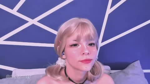 Snapshot of soni_ponwoo23 chatting on June 6, 9:14 am Soniiiiii online show from June 6, 9:14 am