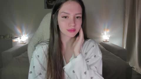Snapshot of sonia_moon_ chatting on October 7, 2:31 am sonia_moon_ online show from October 7, 2:31 am
