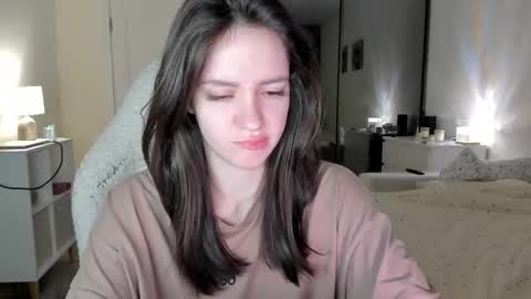 Snapshot of sonia_moon_ chatting on October 21, 2:45 am sonia_moon_ online show from October 21, 2:45 am