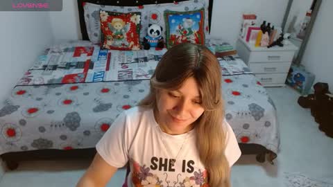 Snapshot of soniahardass chatting on December 16, 12:32 pm soniahardass online show from December 16, 12:32 pm