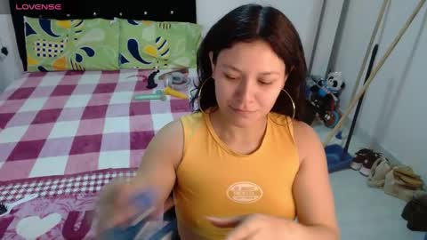 sonialatin69 online show from May 28, 12:24 pm