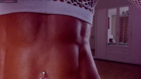 Snapshot of sonjanextray chatting on September 28, 7:36 am Sonja Ray online show from September 28, 7:36 am