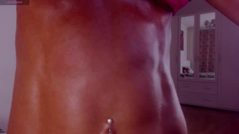 Snapshot of sonjanextray chatting on October 5, 7:28 am Sonja Ray online show from October 5, 7:28 am