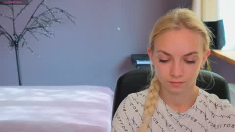 Sonya online show from May 26, 5:36 am