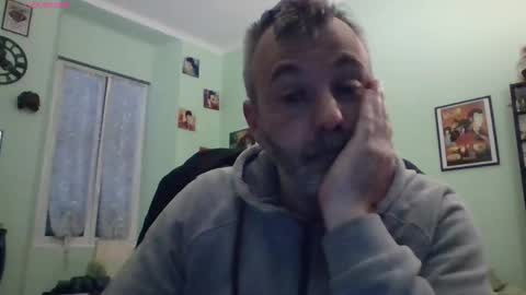 Snapshot of sonoboris chatting on May 19, 4:52 am sonoboris online show from May 19, 4:52 am