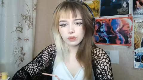 Mila online show from May 25, 4:13 pm