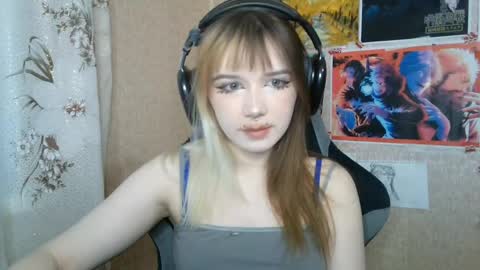 Mila online show from June 7, 3:05 pm