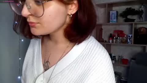 Snapshot of sonya_mikki chatting on March 1, 3:10 am Sonya online show from March 1, 3:10 am