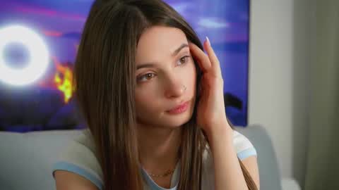 Eva 3 online show from November 26, 8:59 am