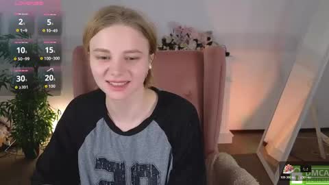 Snapshot of sookonstellita chatting on May 18, 4:07 am Litta online show from May 18, 4:07 am