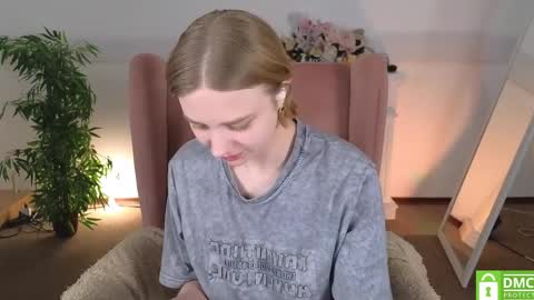 Snapshot of sookonstellita chatting on May 26, 1:34 am Litta online show from May 26, 1:34 am