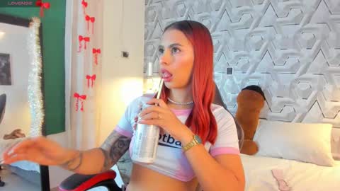 sophie online show from February 7, 6:39 am