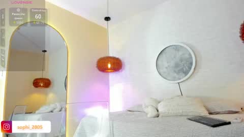 sophi_cooper29 online show from June 8, 7:03 pm