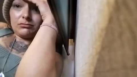 sophia1lux online show from December 5, 1:03 am