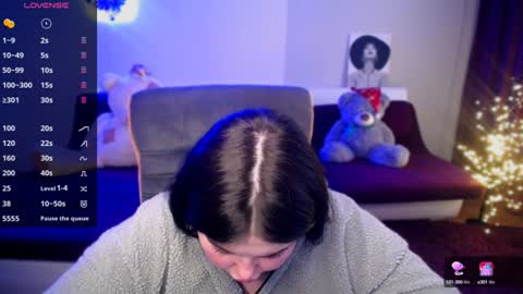 Snapshot of sophia__olsen chatting on January 13, 9:41 am sophia__olsen online show from January 13, 9:41 am