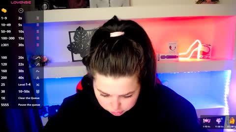 Snapshot of sophia__olsen chatting on January 18, 6:24 am sophia__olsen online show from January 18, 6:24 am