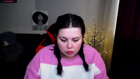 Snapshot of sophia__olsen chatting on February 23, 9:33 am sophia__olsen online show from February 23, 9:33 am