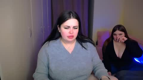 Snapshot of sophia__olsen chatting on March 11, 6:32 am sophia__olsen online show from March 11, 6:32 am