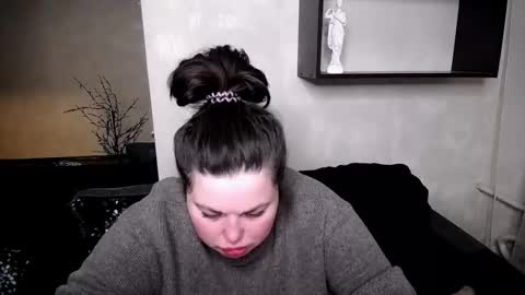 Snapshot of sophia__olsen chatting on November 9, 6:44 am sophia__olsen online show from November 9, 6:44 am